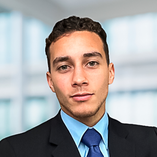 Headshot of Law Clerk Orlando Calzado